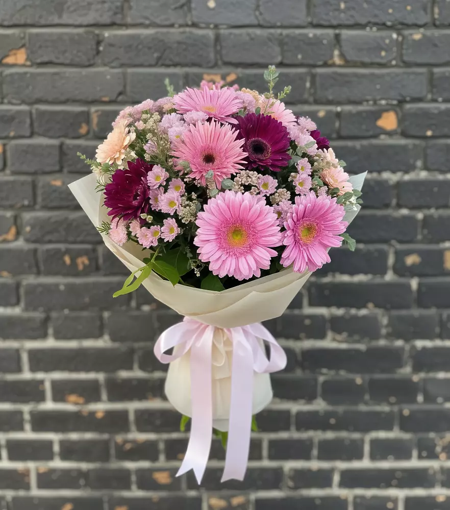 Букет цветов из: Герберы и Хризантемы в Хохряки