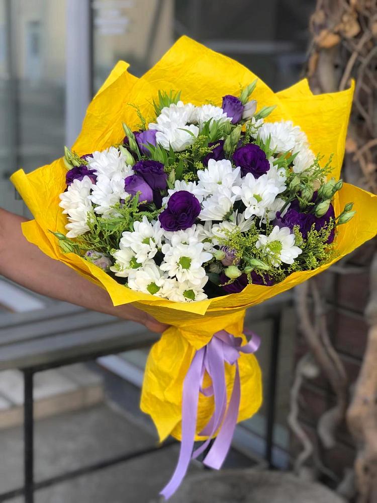 Букет цветов из: Ирисы, Хризантемы и Ромашки в Хохряки