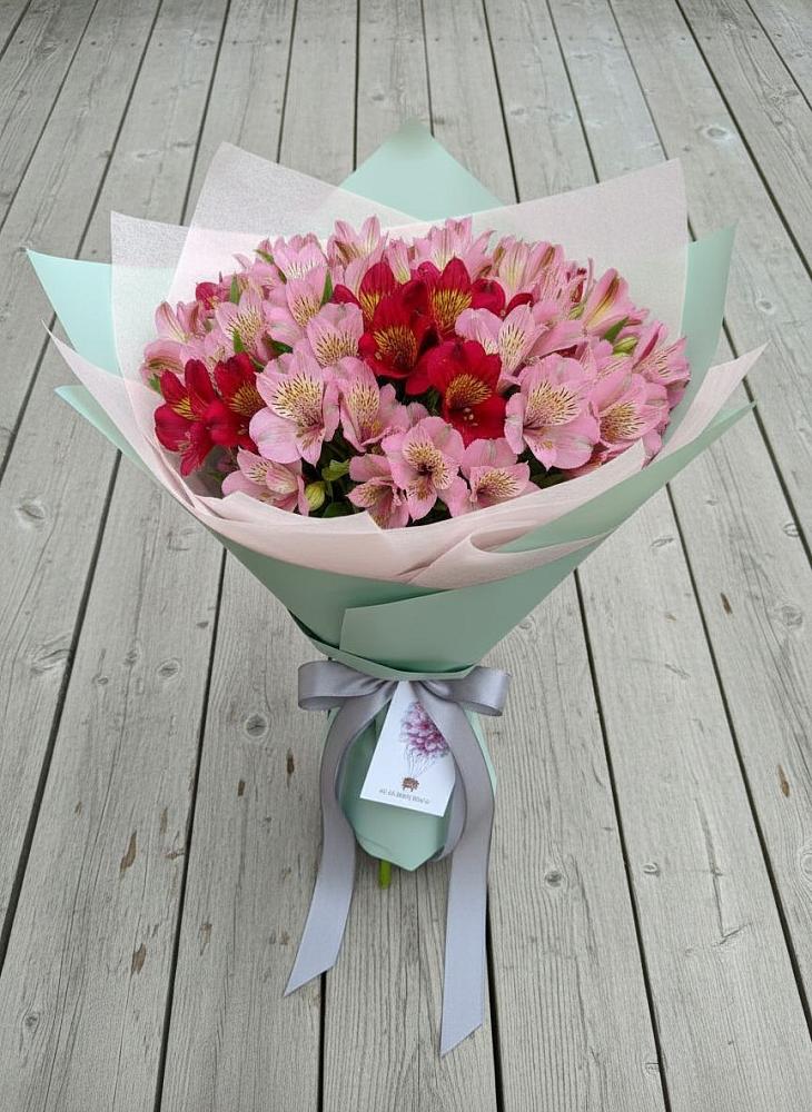 Букет цветов из: Альстромерии в Хохряки