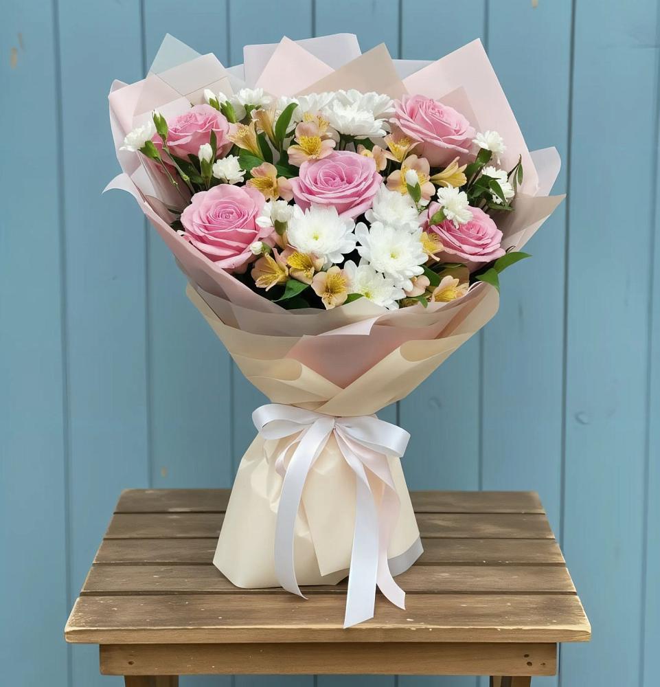 Букет цветов из: Гвоздики, Орхидеи и Розы в Хохряки