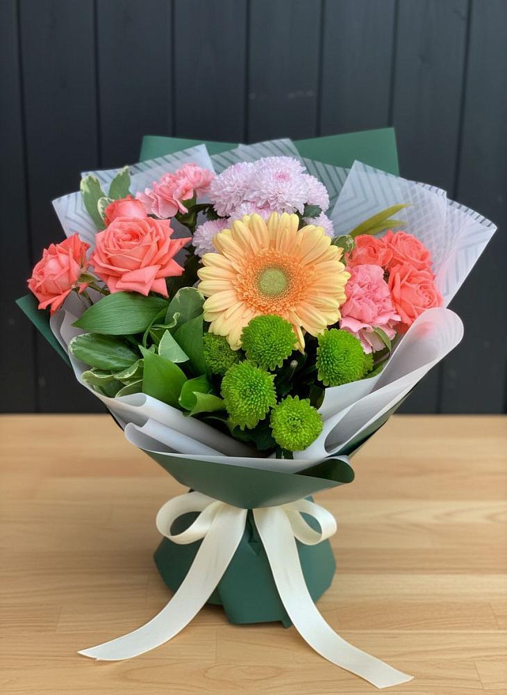 Букет цветов из: Гвоздики, Розы, Герберы и Хризантемы в Хохряки