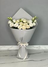 Букет цветов из:  Розы и Лизиантусы в Хохряки